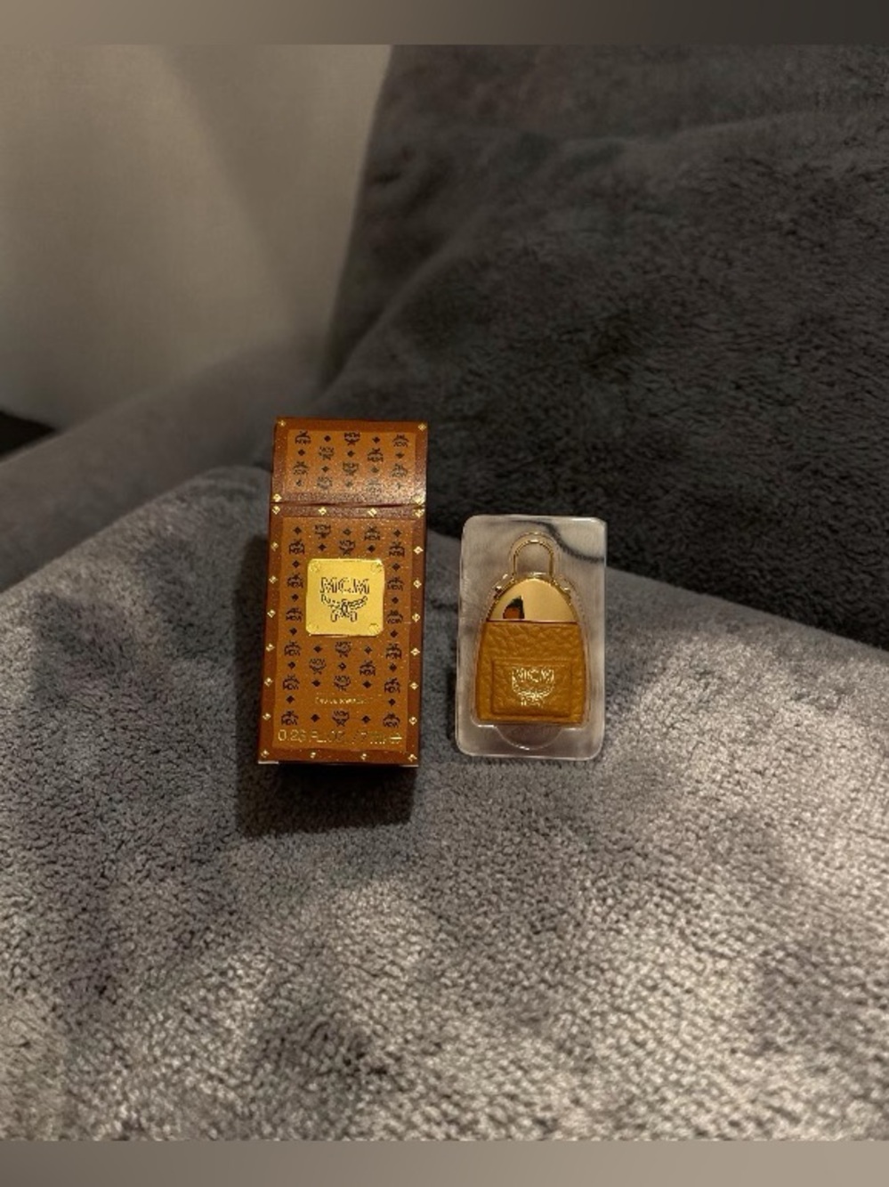 MCM Eau de Parfum Mini 0.23 oz / 7ml Travel Size NIB - Picture 2 of 3